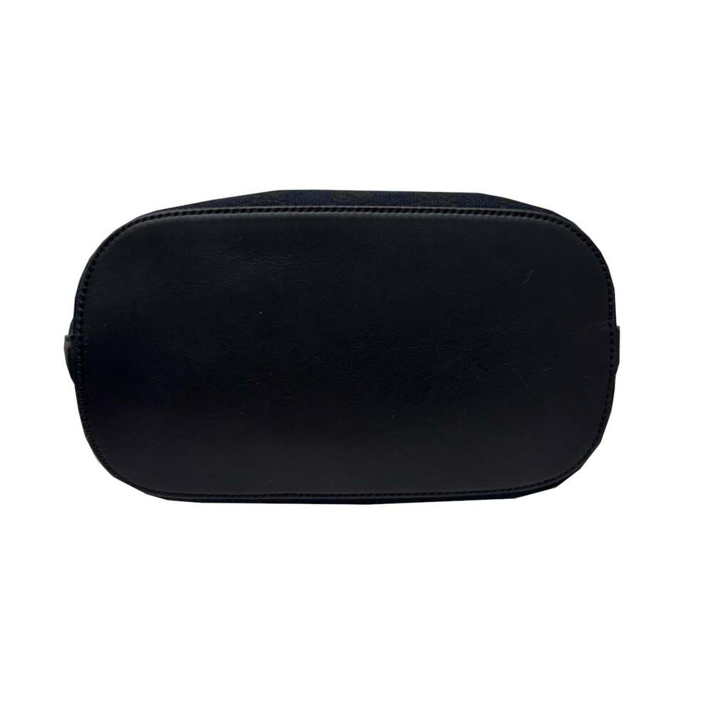 GUCCI Authentic Black Leather Shoulder Bag - Picture 5 of 13